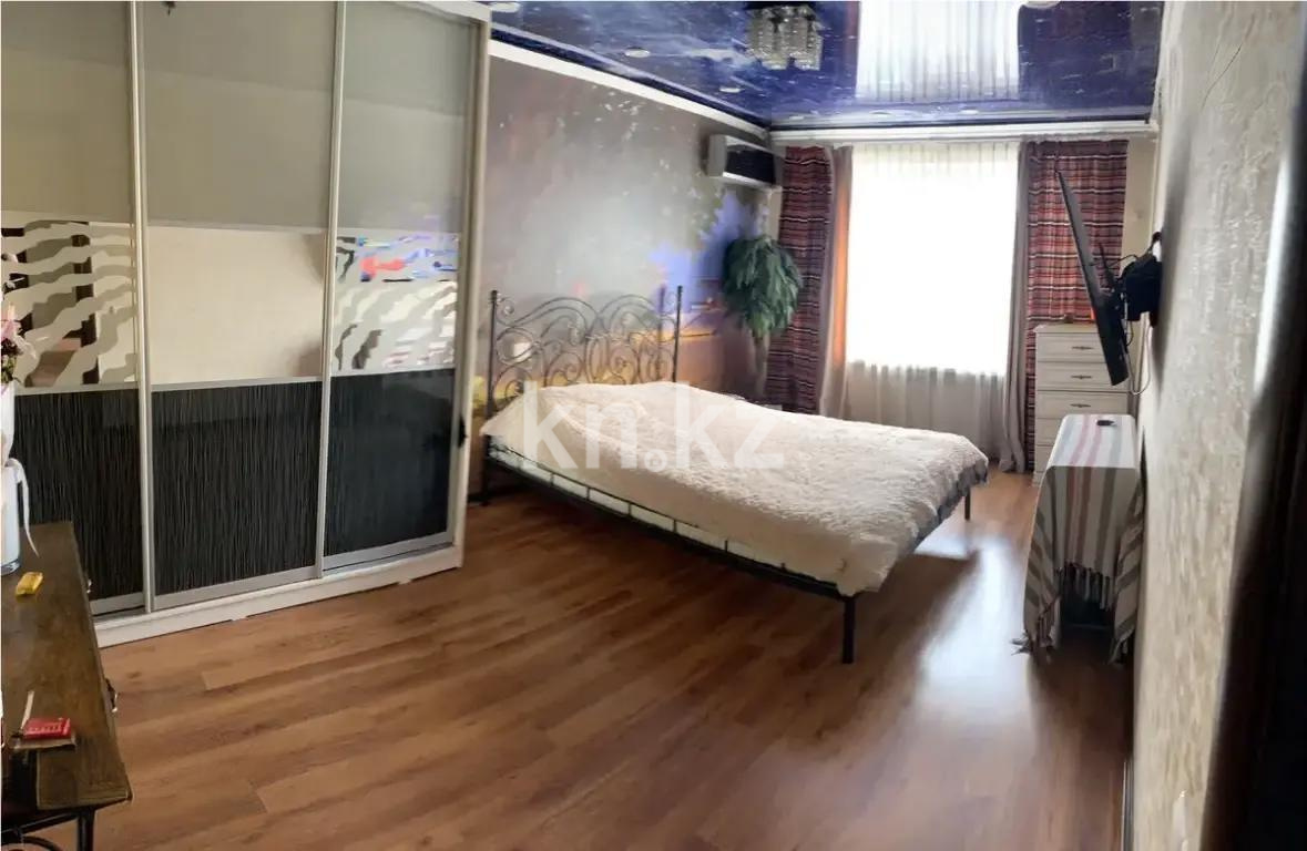 Продажа 4-комнатной квартиры, 84 м², мкр-н Аксай-3а, дом  50 в Алматы - фото 2