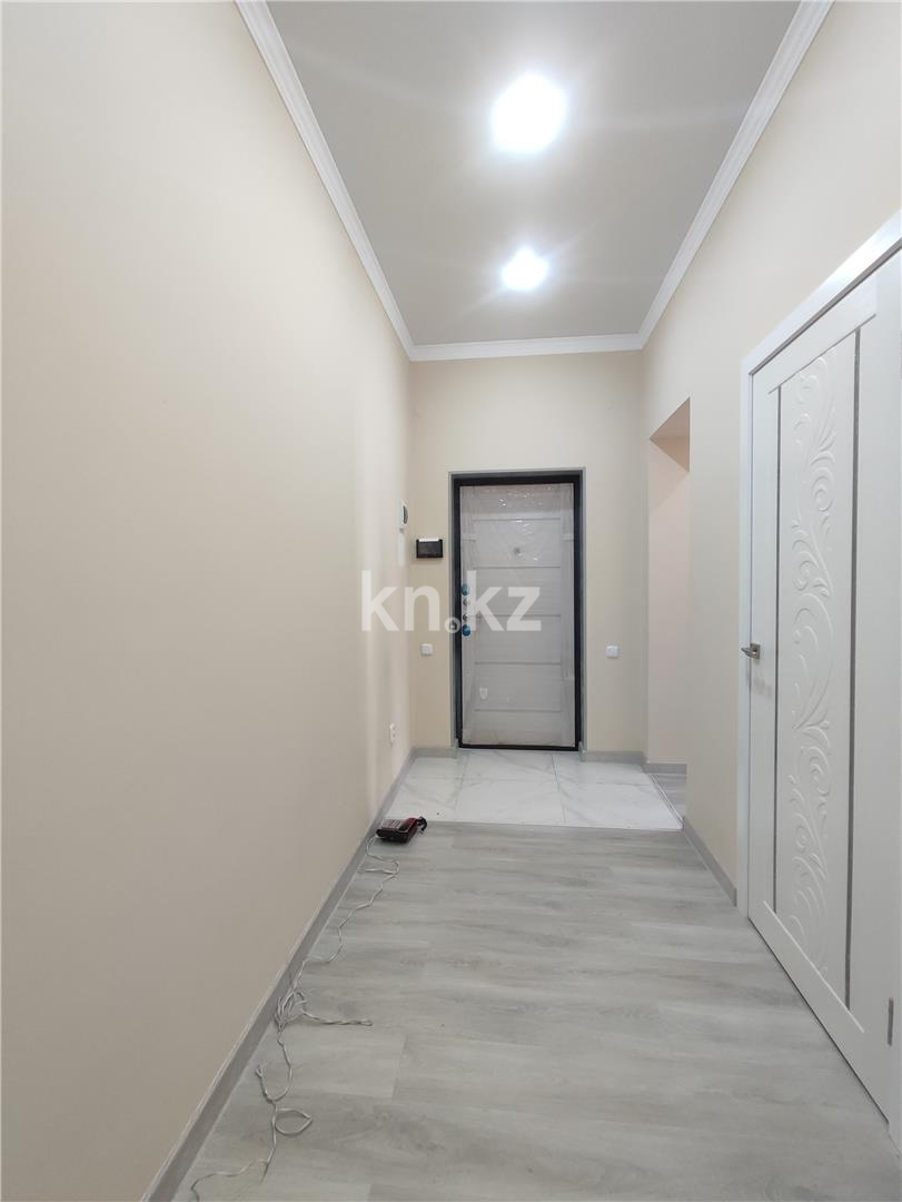 Продажа 2-комнатной квартиры, 64 м², ул. Муканова в Караганде - фото 9