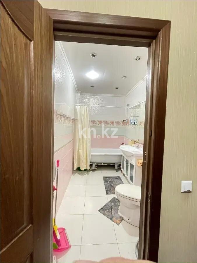 Продажа 2-комнатной квартиры, 65 м² в Астане - фото 4
