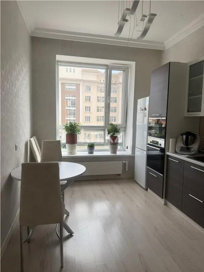 Продажа 1-комнатной квартиры, 43.7 м², пр. Аль-Фараби, дом  23 в Астане - фото 2