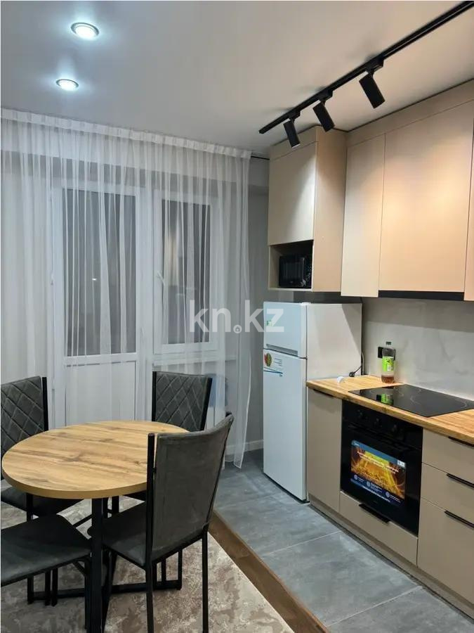 Продажа 2-комнатной квартиры, 59 м², ул. Есенова, дом  160/3 в Алматы - фото 3