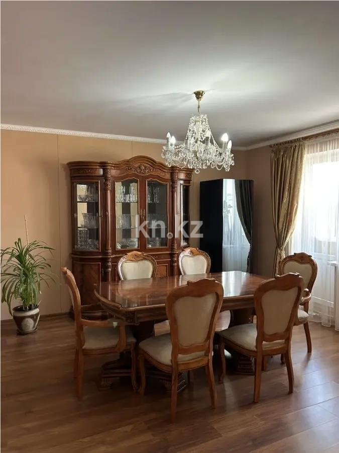 Продажа 4-комнатной квартиры, 80 м² в Караганде