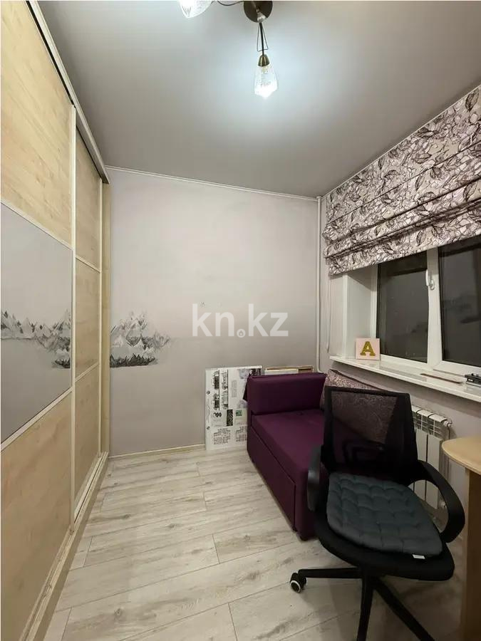 Продажа 3-комнатной квартиры, 65 м², мкр-н Самал-2, дом  19 в Алматы - фото 3
