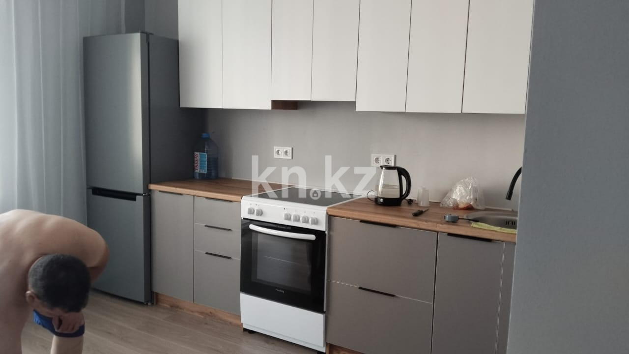 Аренда 1-комнатной квартиры, 43 м², пр. Туран, дом  57г - ул. Бухар жырау в Астане