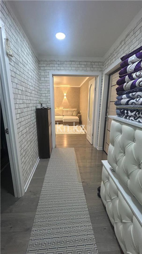 Продажа 2-комнатной квартиры, 51 м², мкр. Голубые Пруды в Караганде - фото 11