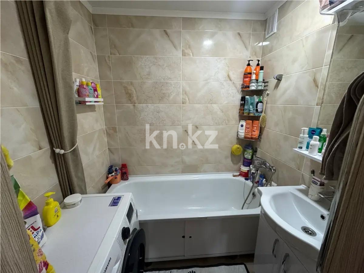 Продажа 1-комнатной квартиры, 33 м², мкр-н Орбита-1, дом  37 в Караганде - фото 3