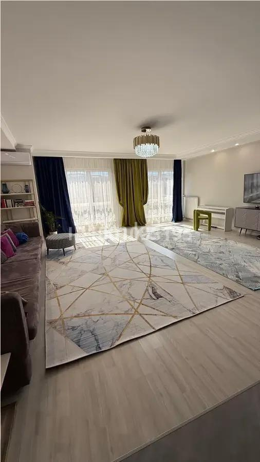 Продажа 3-комнатной квартиры, 135 м², мкр-н Мирас, дом  157 в Алматы