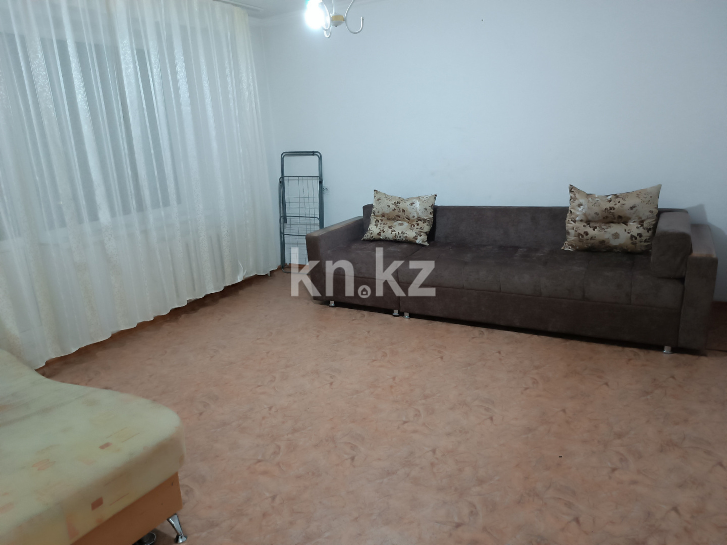 Продажа 2-комнатной квартиры, 54 м², ул. Рыскулова, дом  19 в Караганде - фото 10