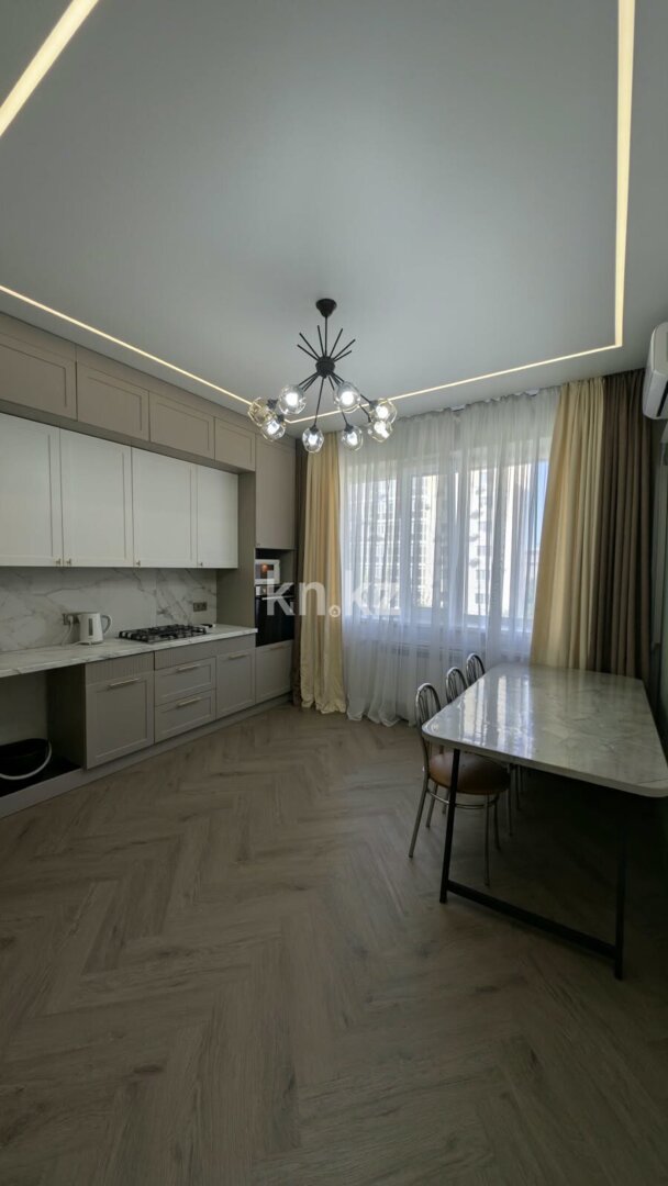 Продажа 3-комнатной квартиры, 99.7 м² в Уральске - фото 29