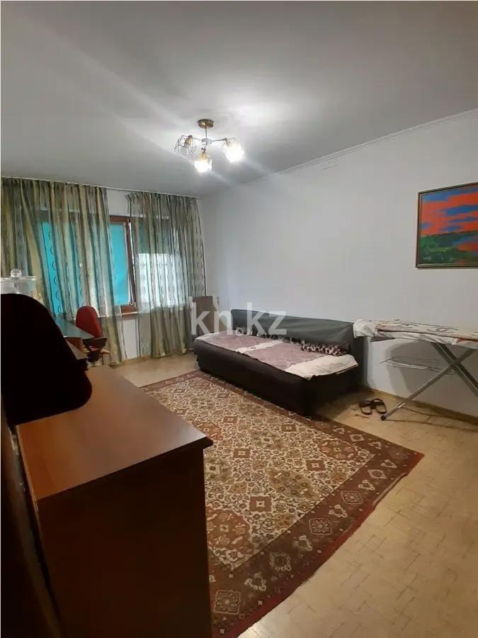 Продажа 3-комнатной квартиры, 62 м², ул. Жарокова, дом  169 в Алматы