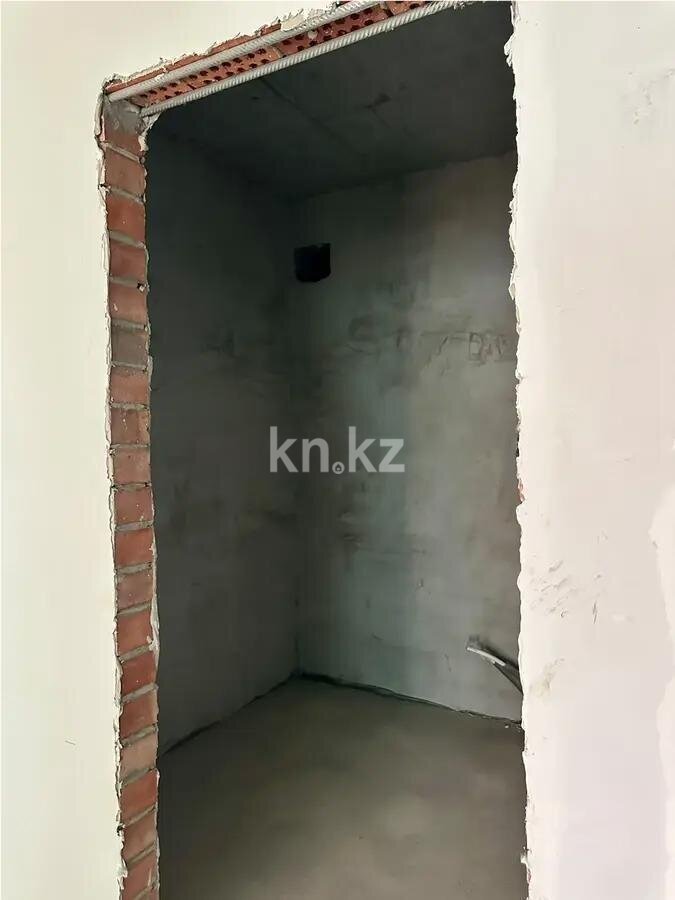 Продажа 4-комнатной квартиры, 92 м² в Астане - фото 4