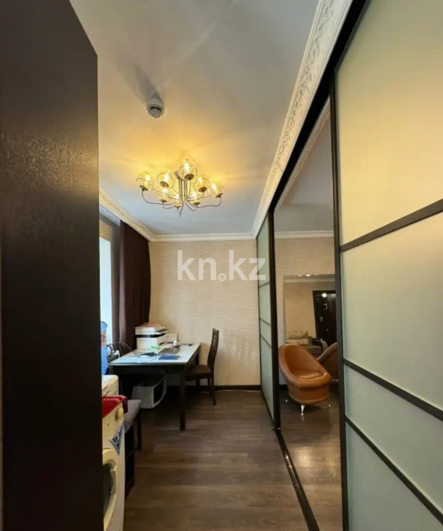 Продажа 2-комнатной квартиры, 46 м², пр. Н. Абдирова, дом  15 в Караганде - фото 10