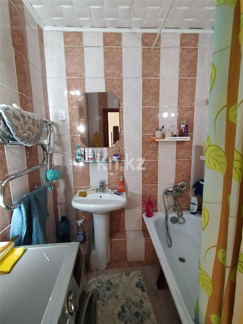 Продажа 3-комнатной квартиры, 64 м², мкр-н Гульдер-1 в Караганде - фото 12