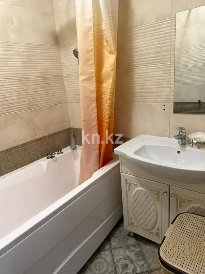 Продажа 3-комнатной квартиры, 102.5 м², ул. Куйши Дина, дом  23/1 в Астане - фото 5