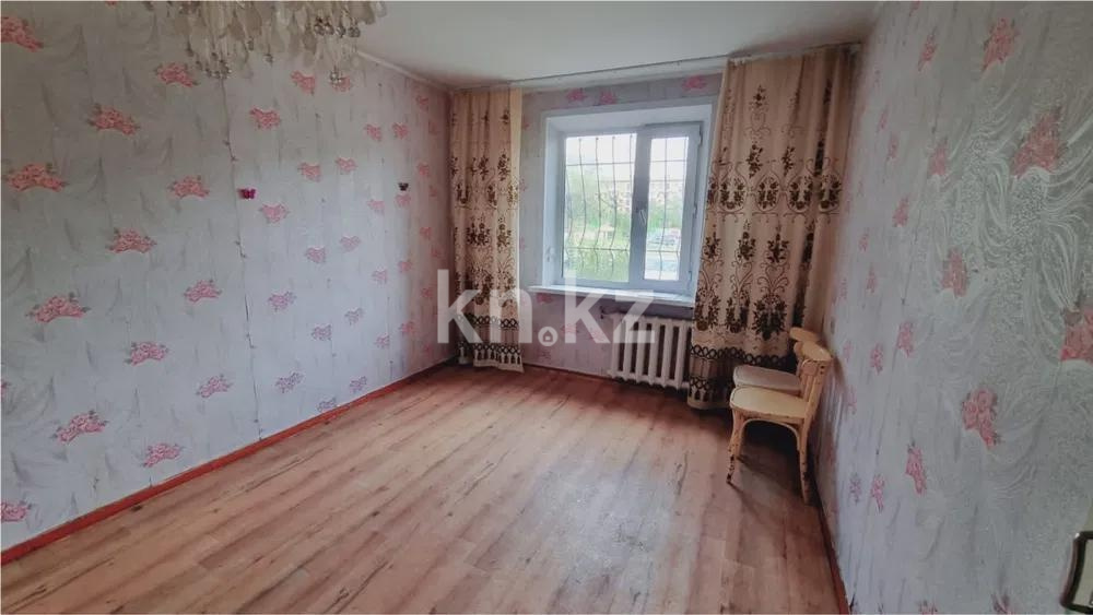 Продажа 3-комнатной квартиры, 70 м² в Шахтинске - фото 2