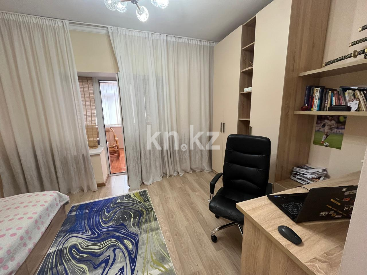 Продажа 7-комнатного дома, 470 м², ул. Университетская в Караганде - фото 15