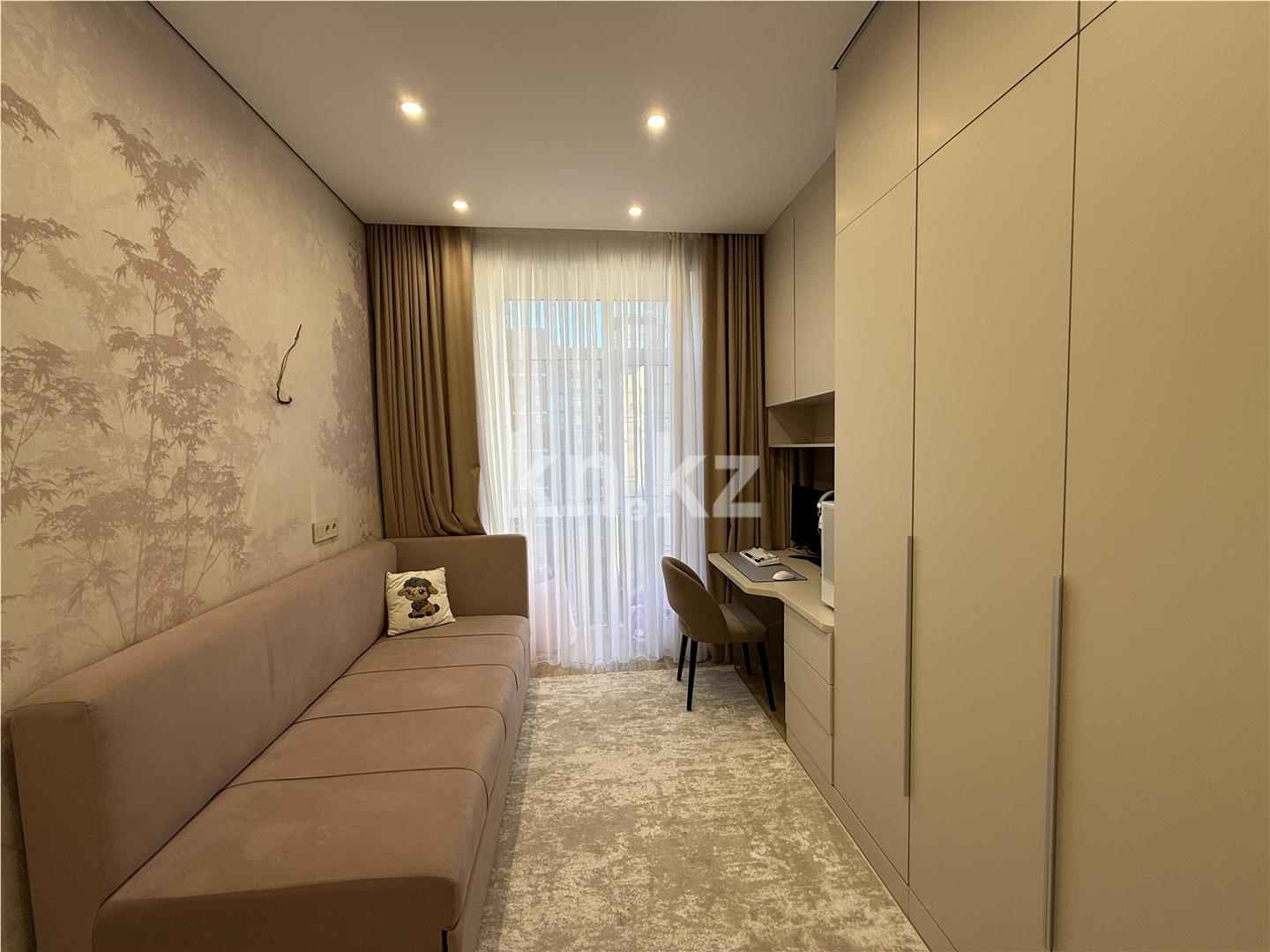 Продажа 3-комнатной квартиры, 88 м², ул. Букетова, дом  3/4 в Караганде - фото 13