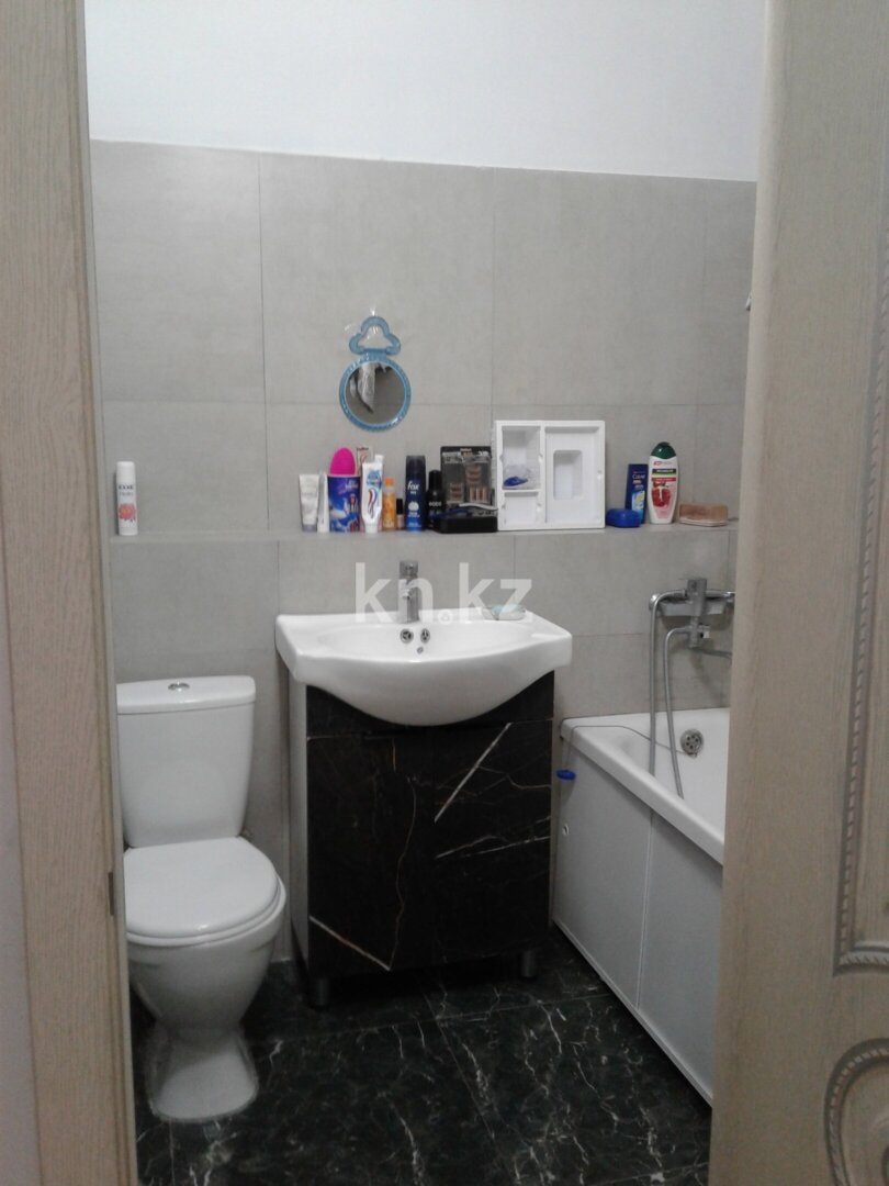 Продажа 1-комнатной квартиры, 41 м² в Алматы - фото 11