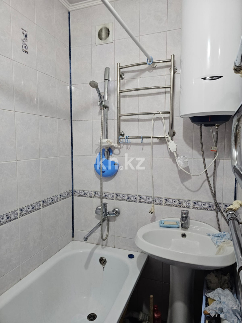 Аренда 3-комнатной квартиры, 58 м², ул. Пичугина, дом  246 в Караганде - фото 14