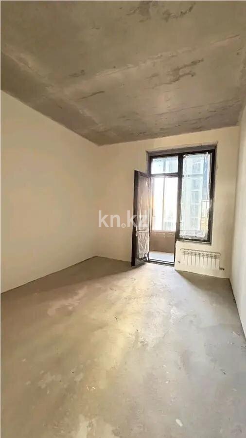 Продажа 4-комнатной квартиры, 136 м² в Астане - фото 2