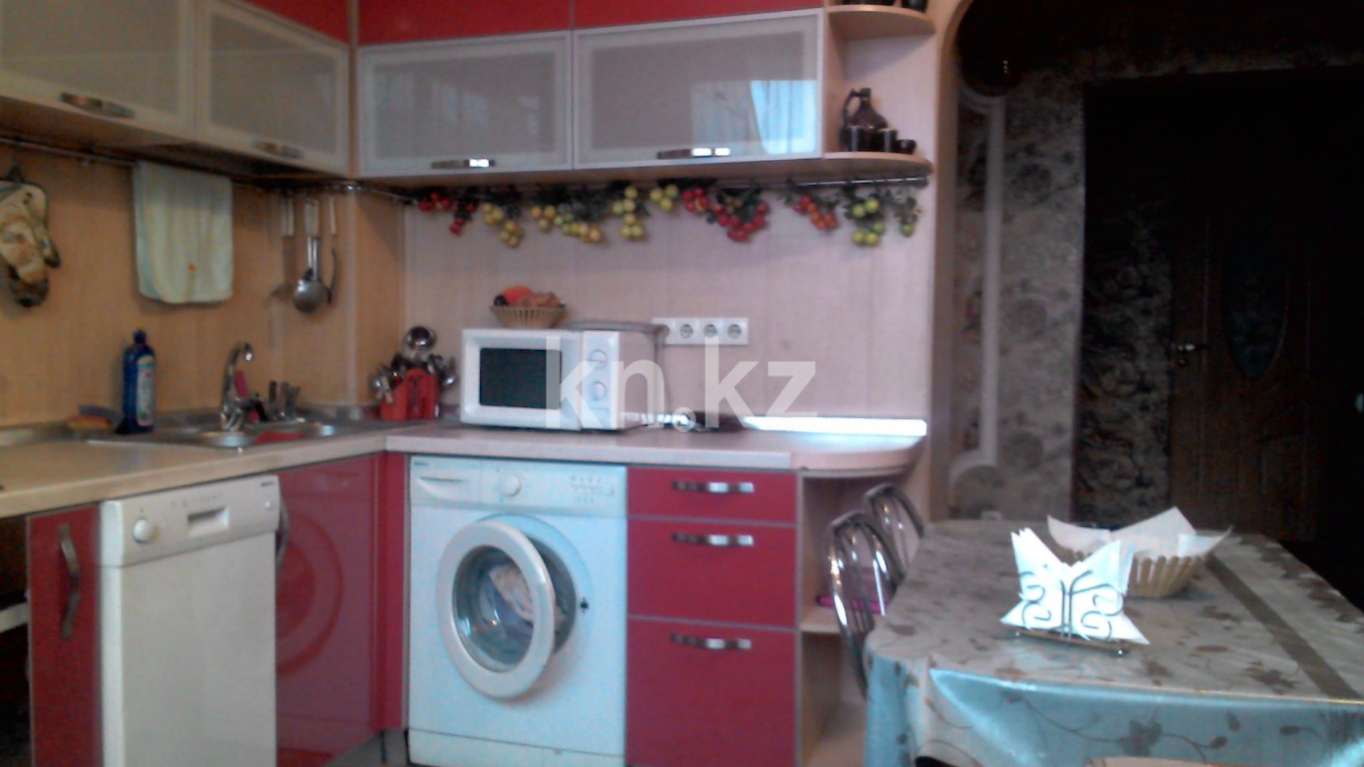 Аренда 1-комнатной квартиры посуточно, 50 м², ул. Момышулы, дом  27 в Алматы - фото 5