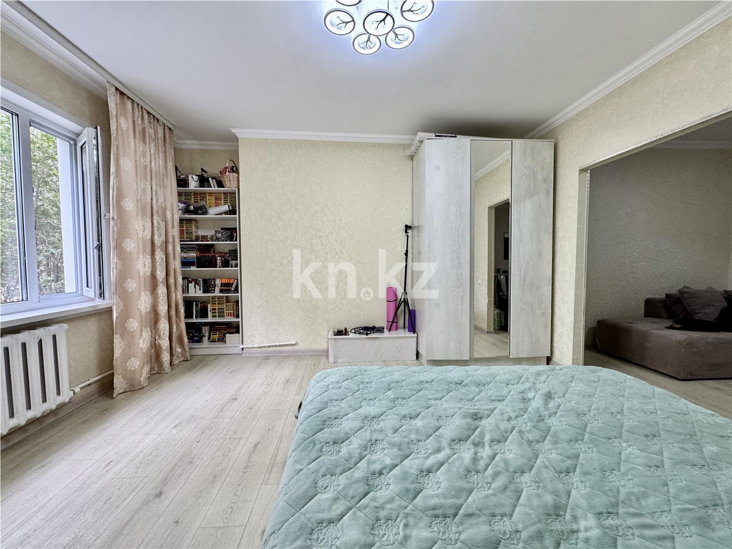 Продажа 1-комнатной квартиры, 48 м², пр. Шахтеров, дом  31б в Караганде - фото 4