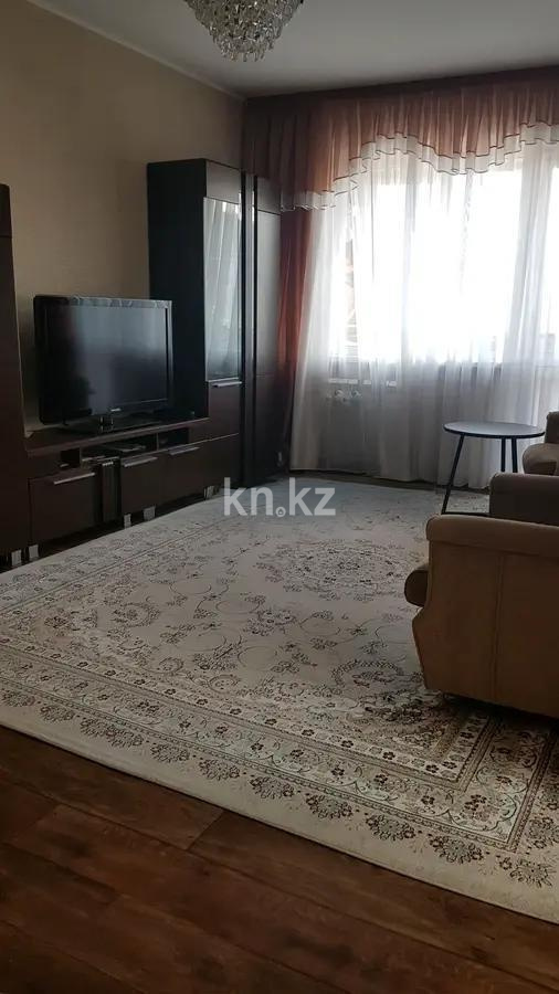 Продажа 3-комнатной квартиры, 48 м², мкр-н 17, дом  49 в Караганде
