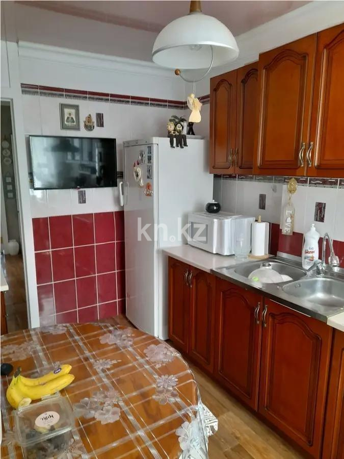 Продажа 3-комнатной квартиры, 62 м², пр. Строителей, дом  20 в Караганде - фото 4