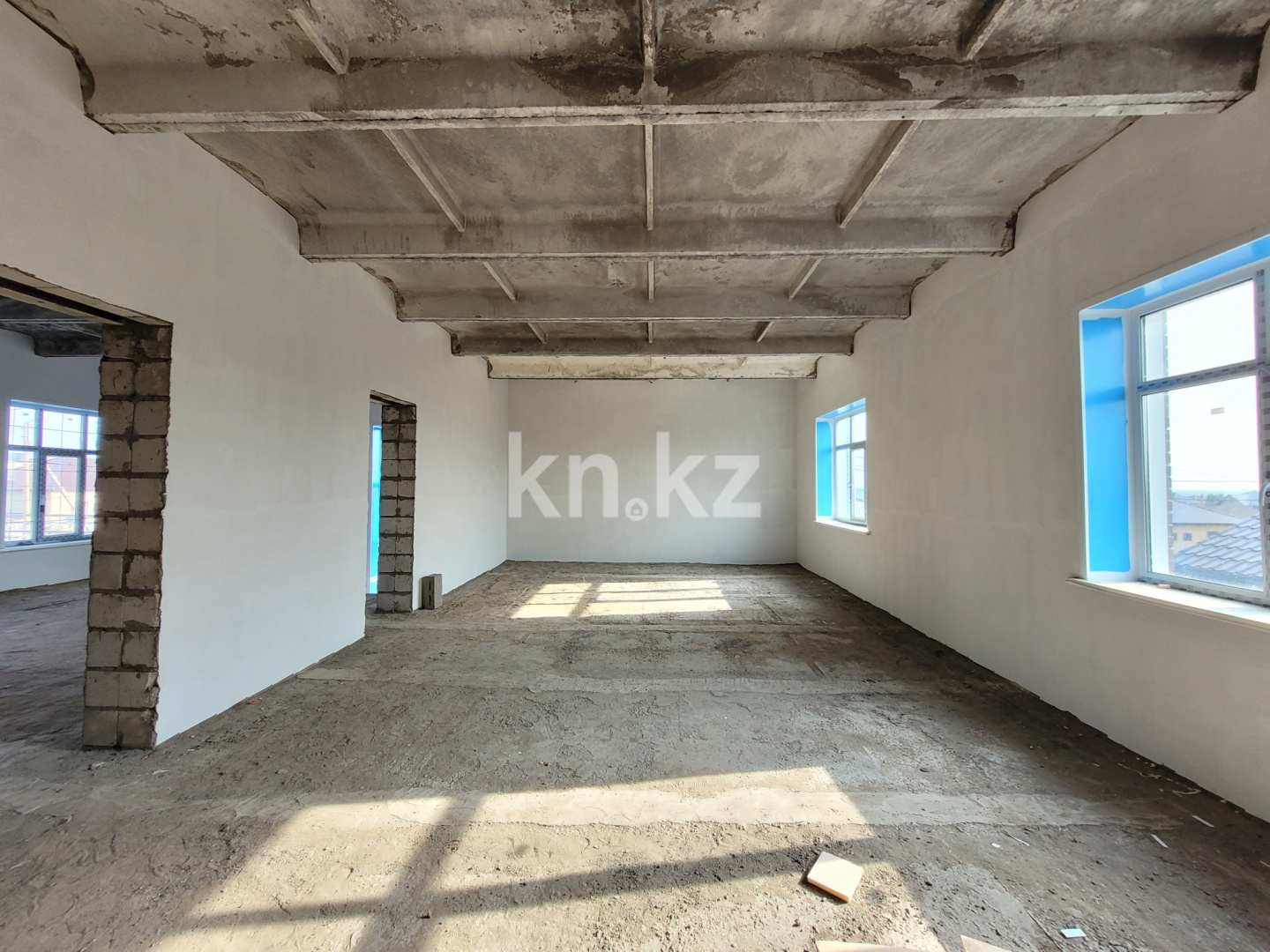 Продажа 6-комнатного дома, 288 м², ул. Ондасынова в Караганде - фото 8