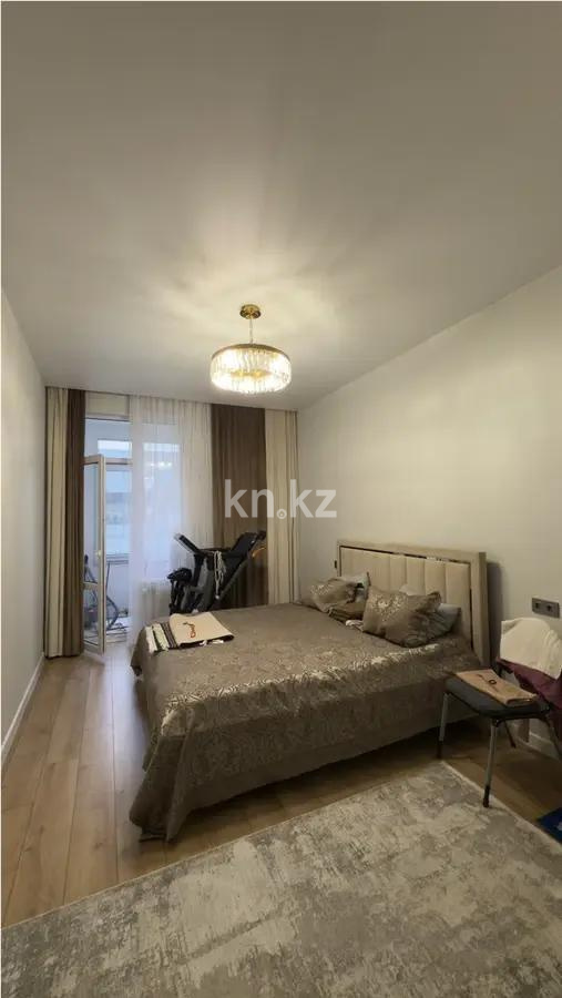 Продажа 3-комнатной квартиры, 98 м², ул. Достык, дом  8 в Астане - фото 2