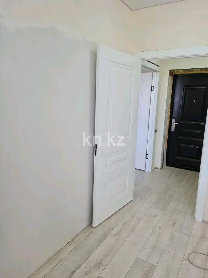 Продажа 1-комнатной квартиры, 38 м², ул. Кургальжинское шоссе, дом  110 в Астане - фото 4