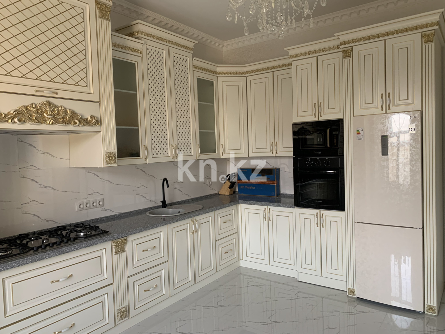 Продажа 7-комнатного дома, 300 м², Ризалык, дом  33 в Шымкенте - фото 7