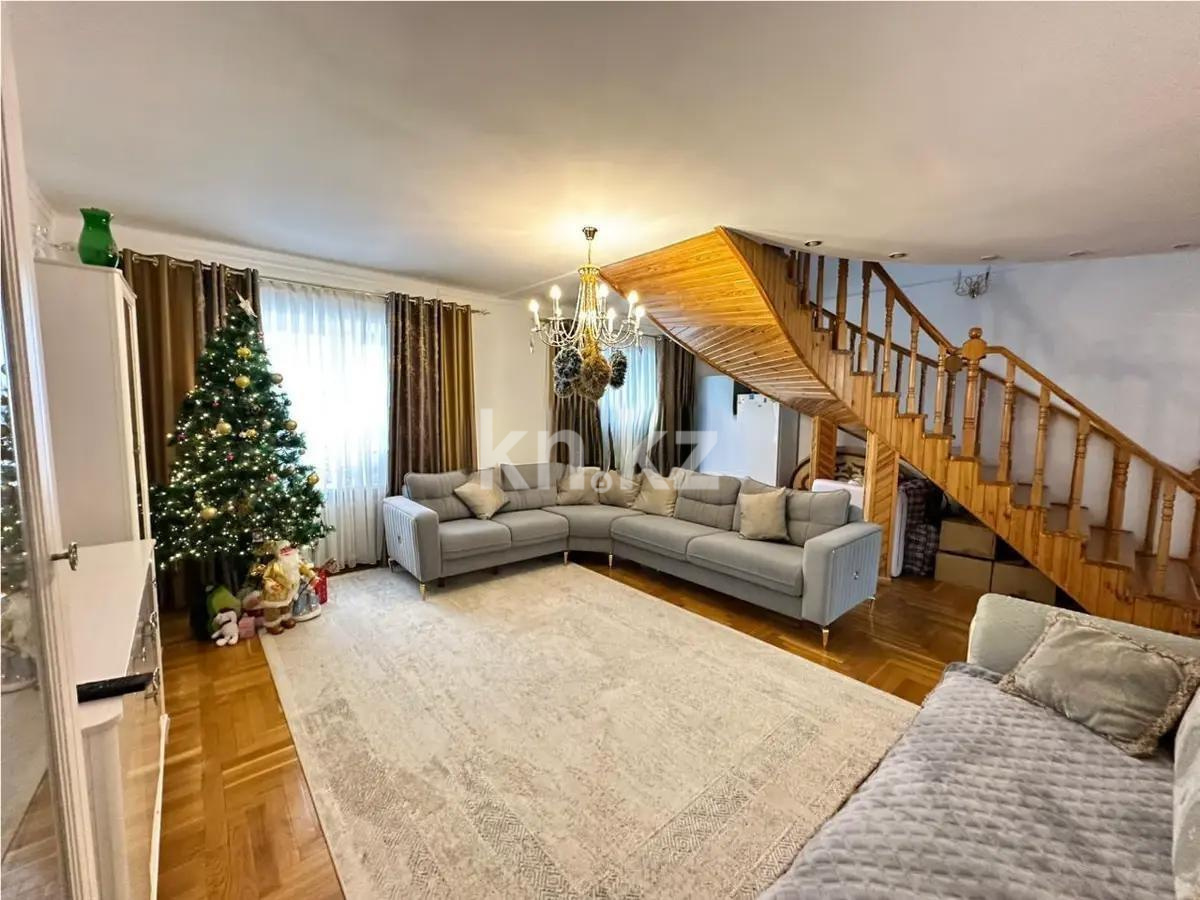 Продажа 4-комнатной квартиры, 245 м² в Астане
