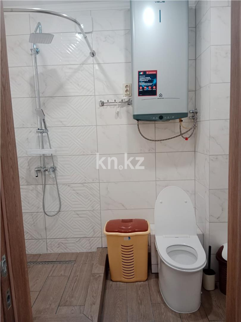 Продажа 2-комнатной квартиры, 64 м² в Караганде - фото 8