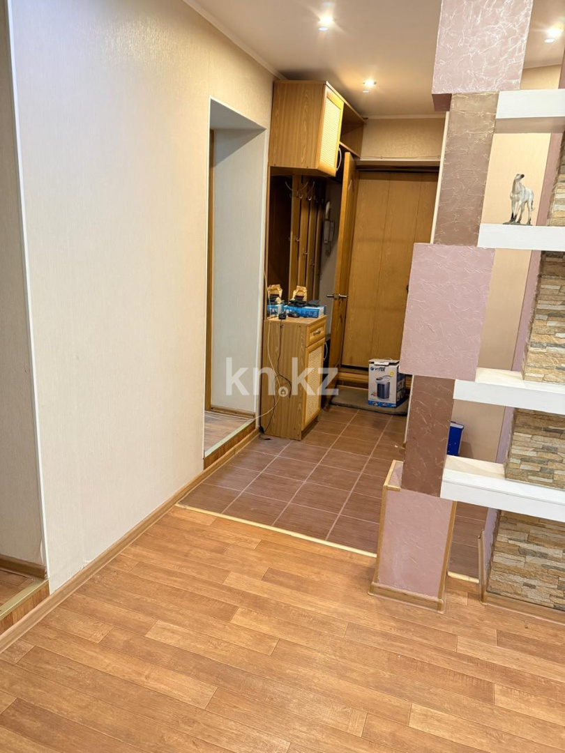 Продажа 3-комнатной квартиры, 62 м² в Караганде - фото 10