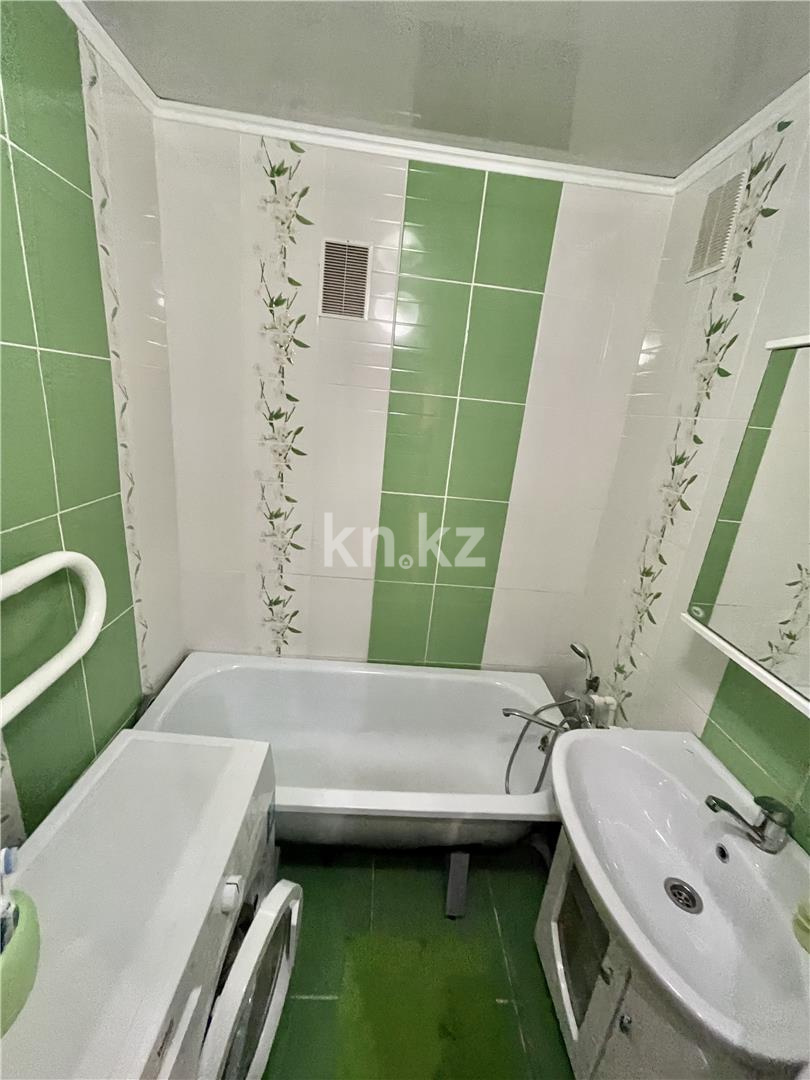 Продажа 4-комнатной квартиры, 78 м², ул. Потанина (Защитная), дом  70 в Караганде - фото 13