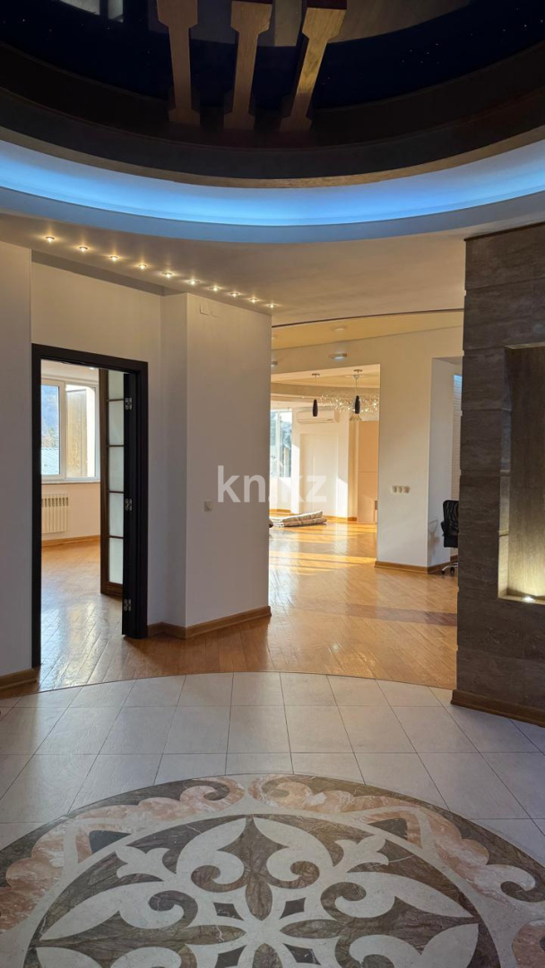 Продажа 4-комнатной квартиры, 252 м², ул. Шукшина в Алматы - фото 6