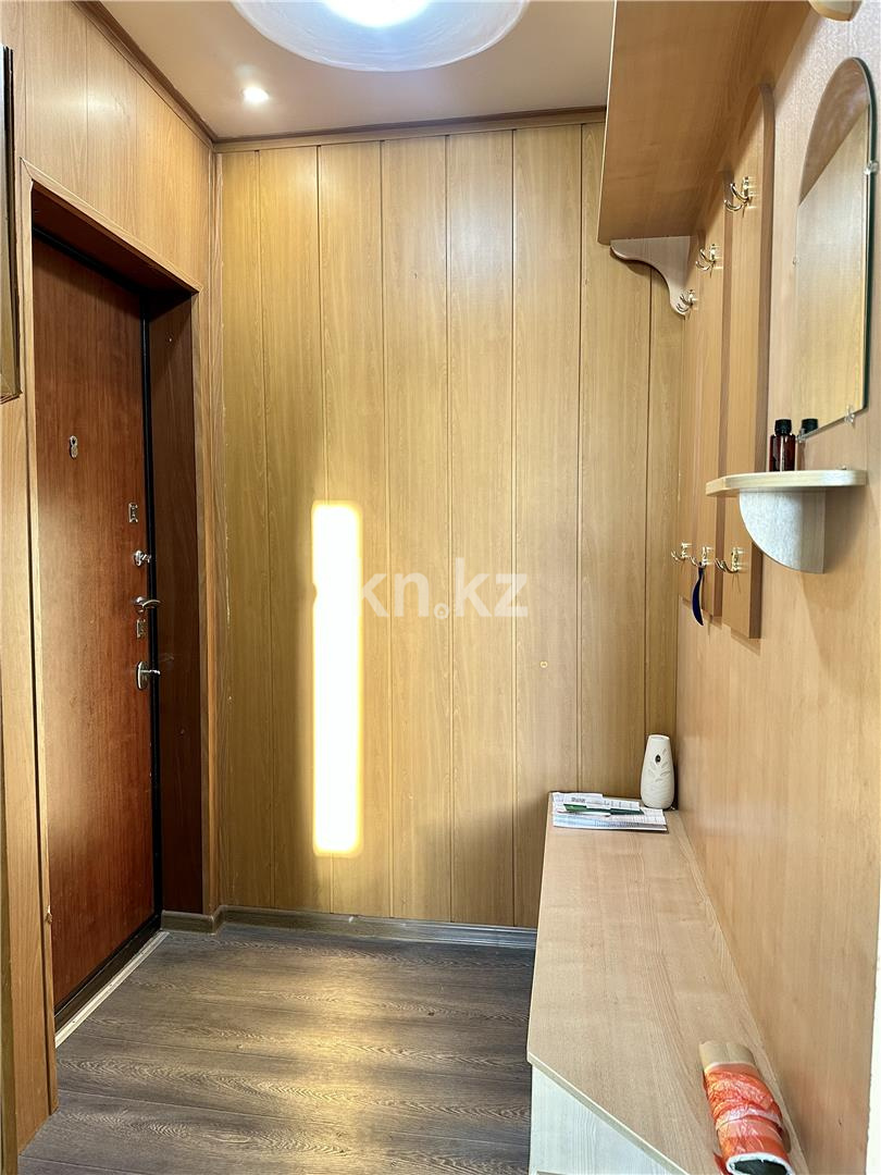 Продажа 3-комнатной квартиры, 61 м², ул. Ержанова в Караганде - фото 13