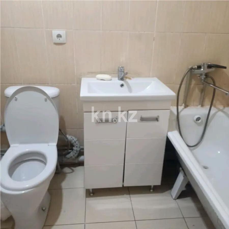 Продажа 2-комнатной квартиры, 67 м² в Алматы - фото 3