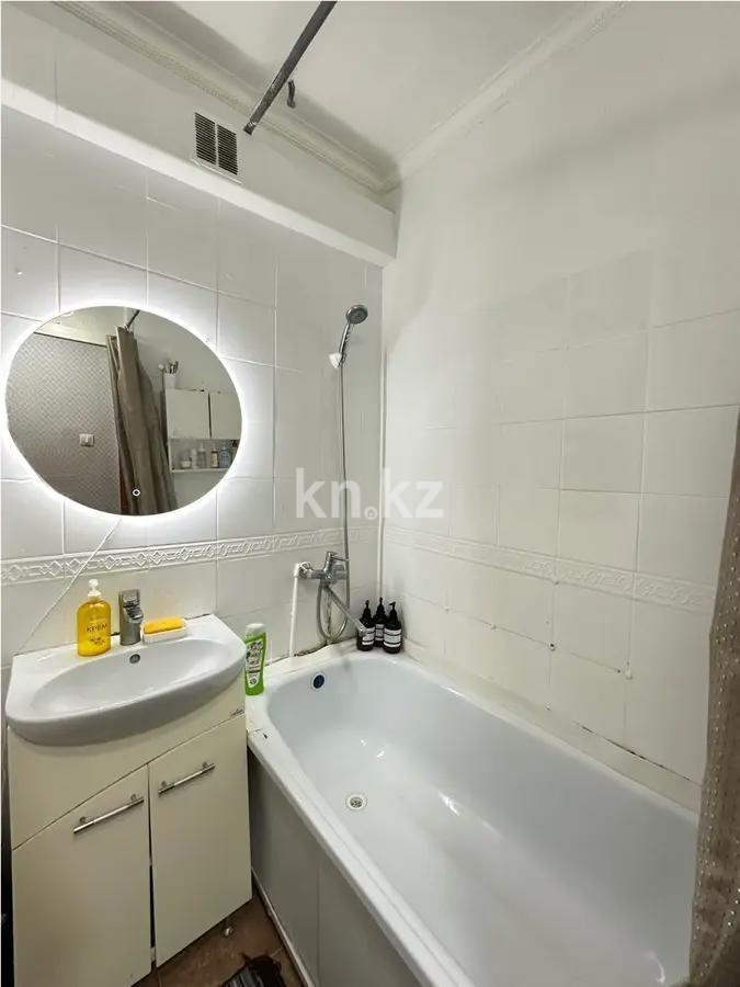 Продажа 3-комнатной квартиры, 61 м², мкр-н Восток-2, дом  6 в Караганде - фото 5