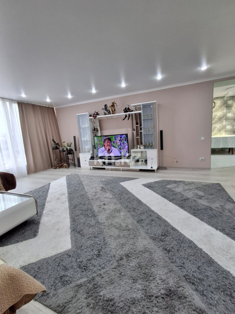 Продажа 4-комнатной квартиры, 98.4 м² в Актау