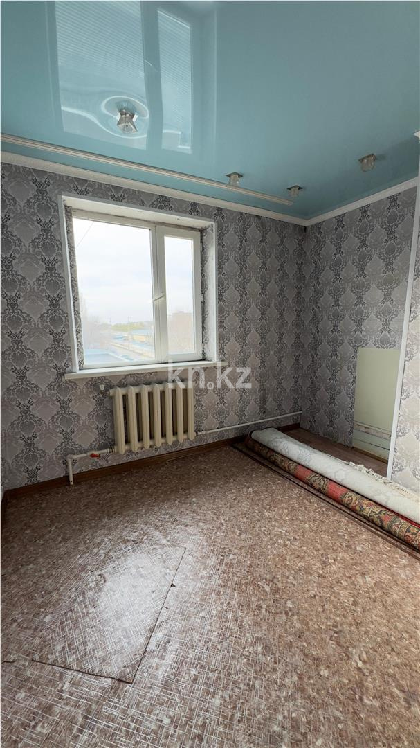Продажа 3-комнатной квартиры, 47 м², ул. 6-й мик-н в Темиртау - фото 4