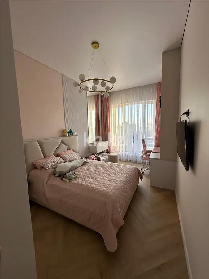 Продажа 3-комнатной квартиры, 70.6 м², пр. Абая, дом  109/7 в Алматы - фото 4