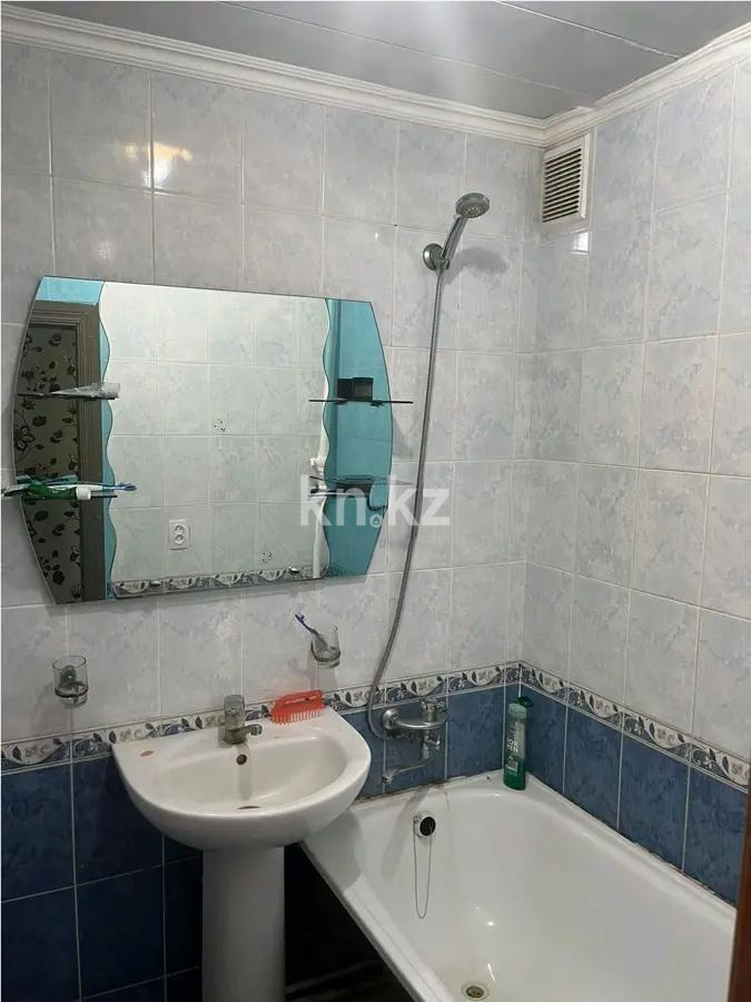 Продажа 3-комнатной квартиры, 54 м², мкр-н 11а, дом  26 в Караганде - фото 3