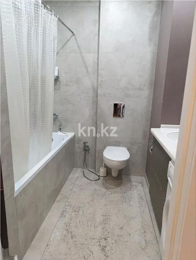 Продажа 3-комнатной квартиры, 60 м² в Алматы - фото 4