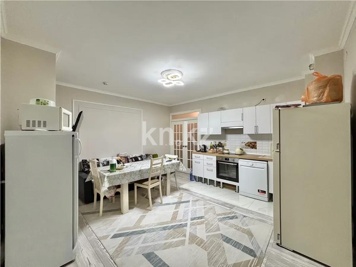 Продажа 2-комнатной квартиры, 72.5 м², ул. Садвакасова, дом  35 в Алматы - фото 3