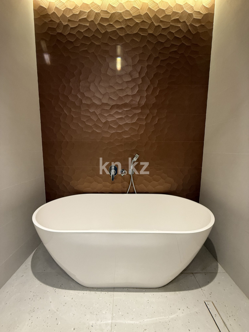 Аренда 3-комнатной квартиры, 103 м², ул. Талапты, дом  34/3к2 в Алматы - фото 9