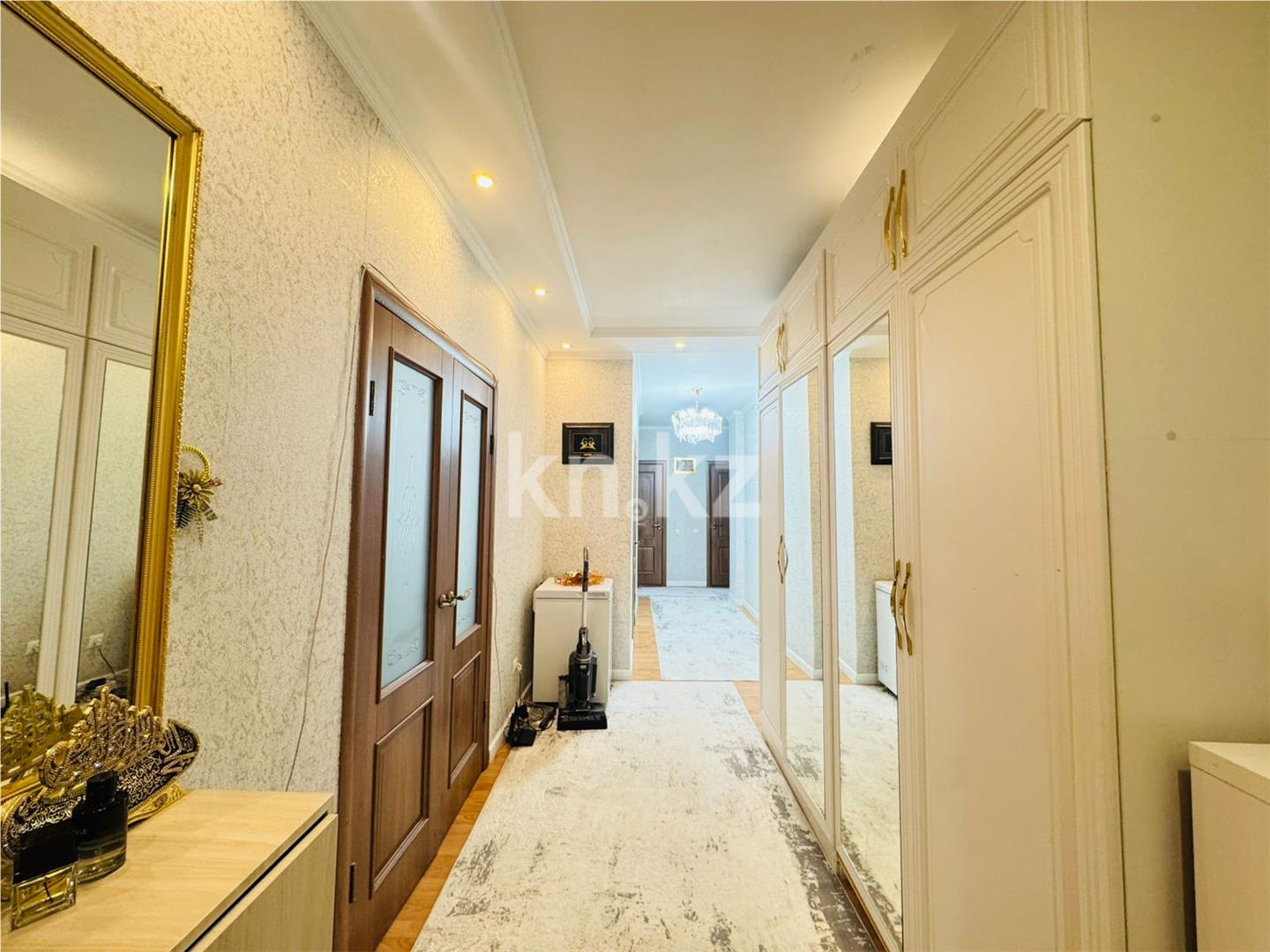 Продажа 4-комнатной квартиры, 104 м², ул. Сарайшык в Астане - фото 13