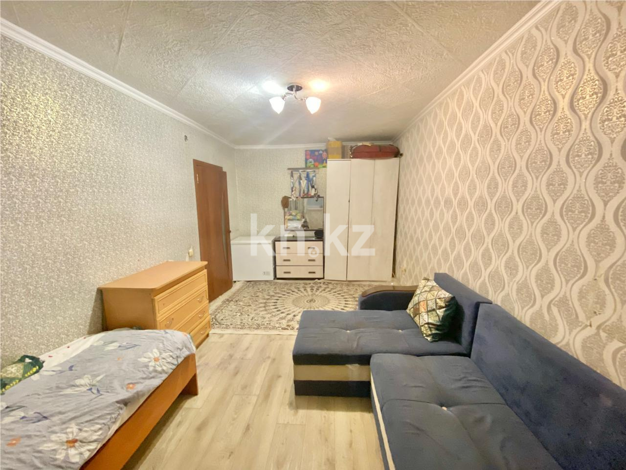 Продажа 3-комнатной квартиры, 63 м², 14 мкр. в Караганде - фото 4