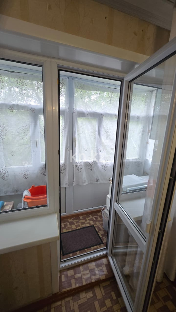 Продажа 3-комнатной квартиры, 58.5 м² в Караганде - фото 8